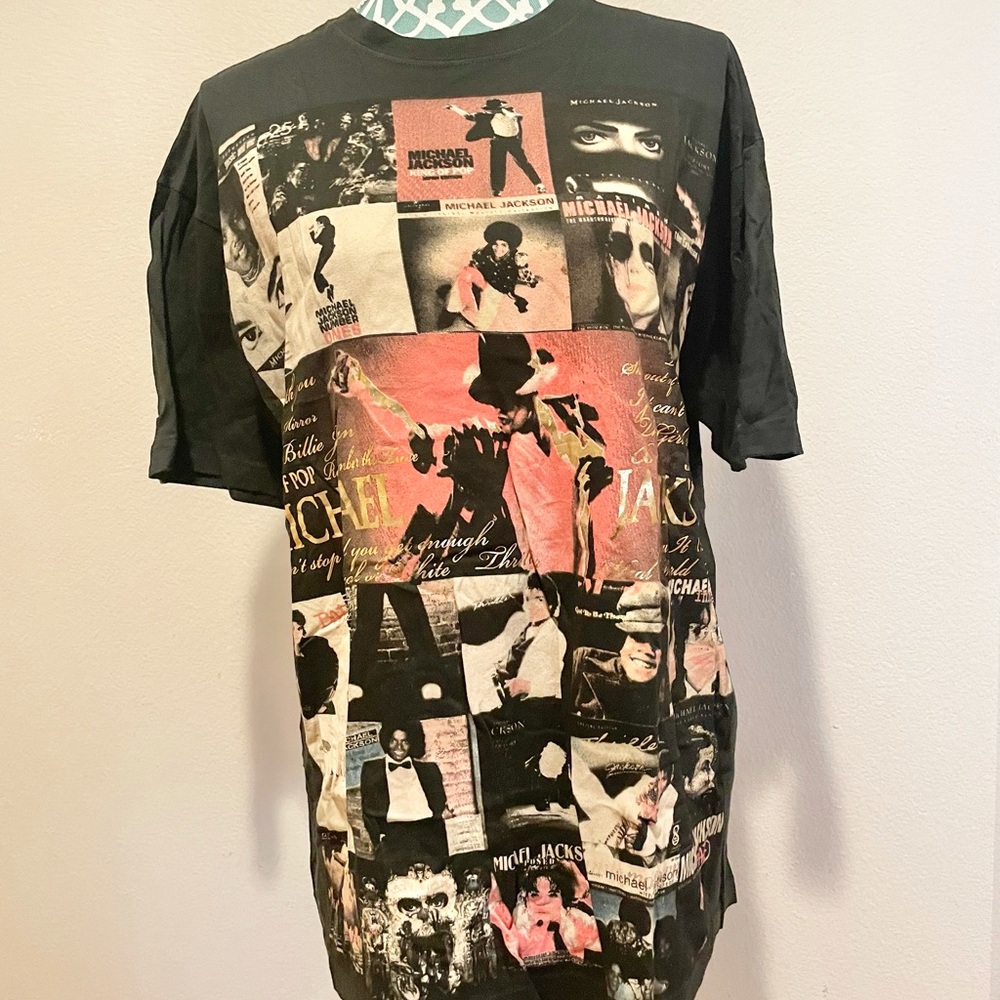 Michael Jackson Forever Black albums Tee